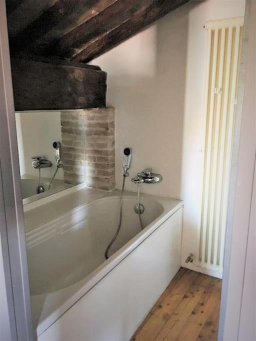 Romantic Studio In The Historical Heart Of Padova Esterno foto
